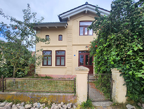 Frontalansicht Ferienhaus in Petersdorf